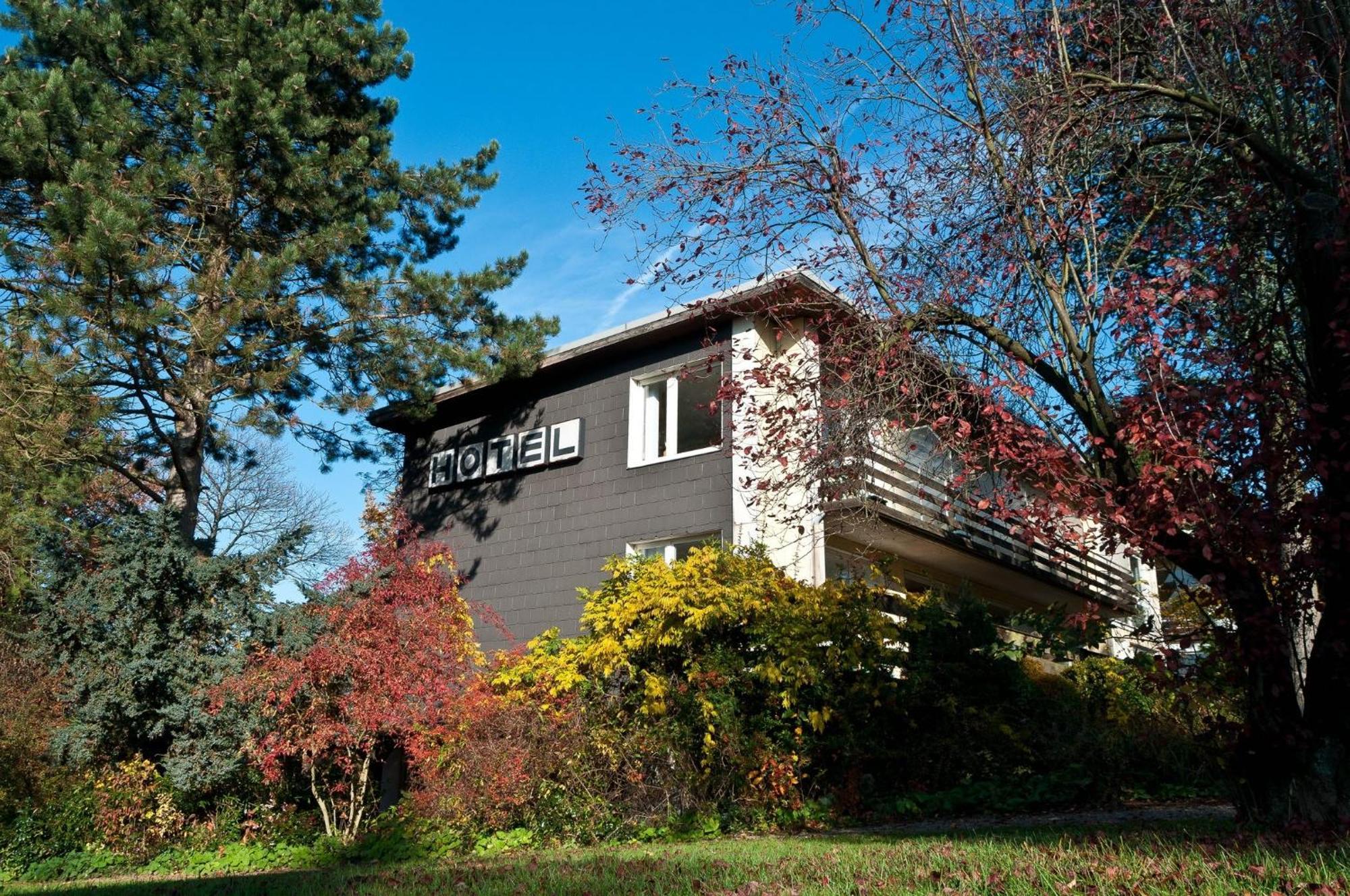 Hotel-Cafe "Schauinsland" Horn-Bad Meinberg Exterior foto